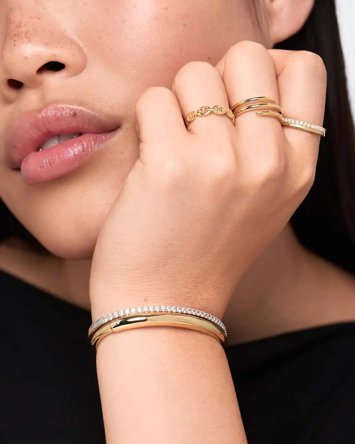 Gold Bangle Bracelet - Juliette