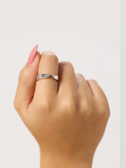 Gold Band Ring - Eliora