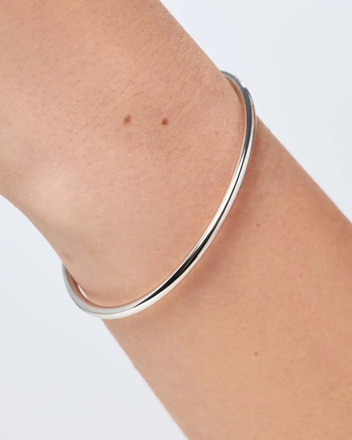Gold Bangle Bracelet - Carter (3mm)