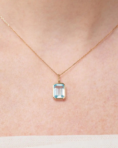 Solid Yellow Gold - Light Pink Sapphire Spritz Charm