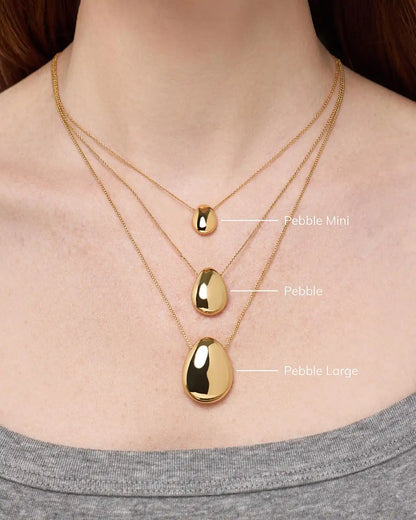 Gold Pendant Necklace - Pebble