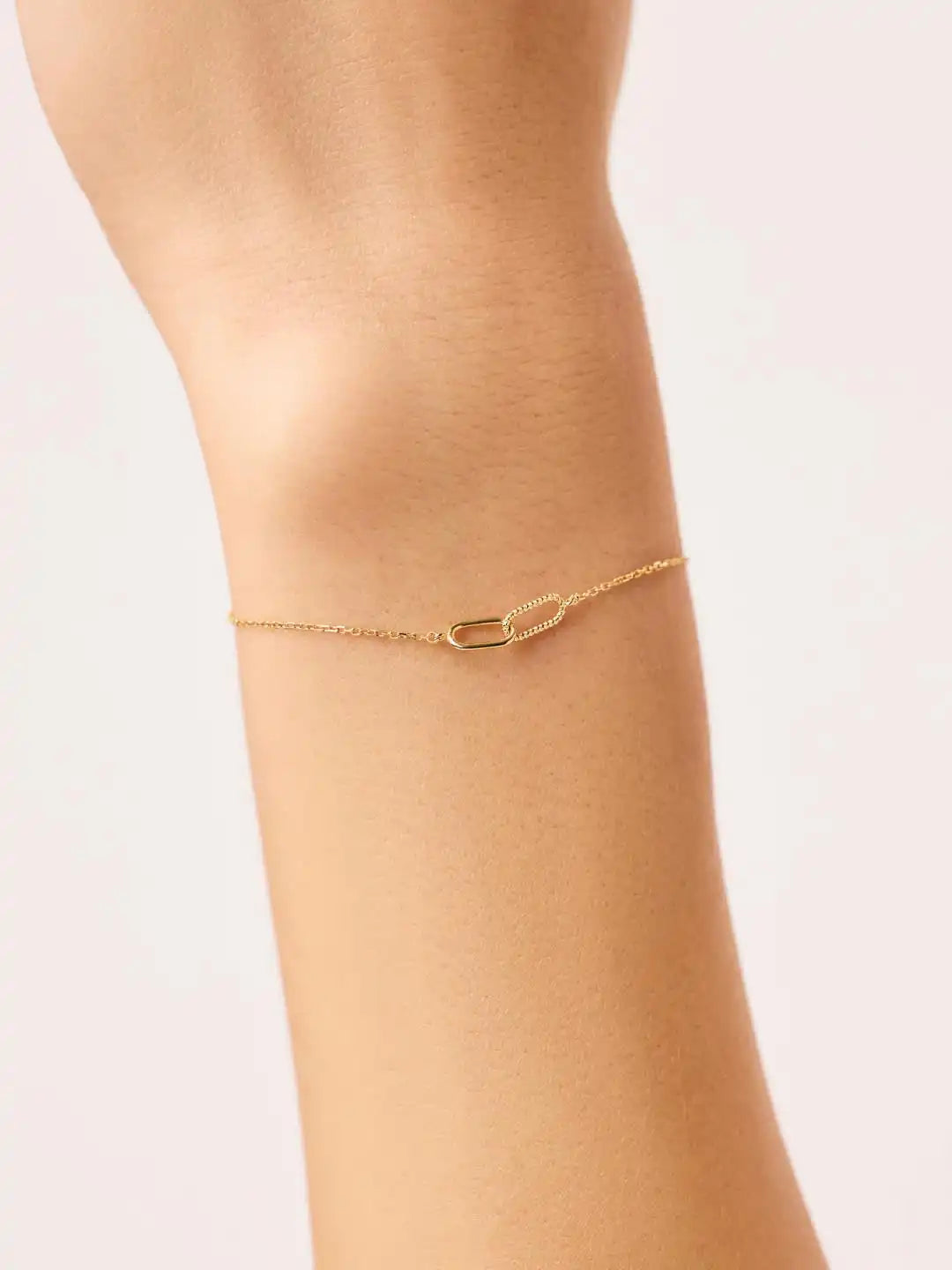 Gold Bracelet - Gold Twisted Link Bracelet