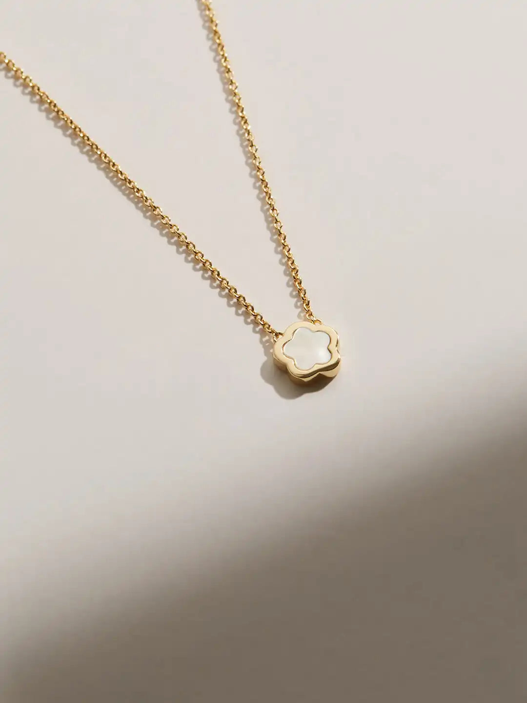 Mother of Pearl Inlay Flower Pendant - Saya