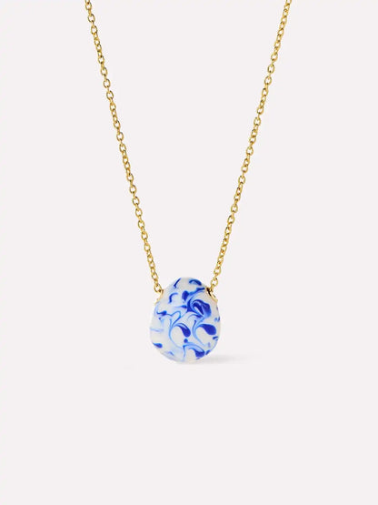 Gold Pendant Necklace - Pebble